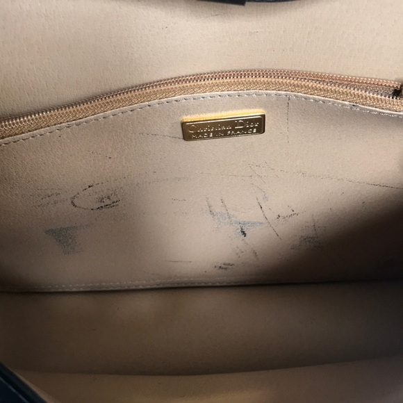 COPY - Authentic Christian Dior shoulder bag - Picture 6 of 9